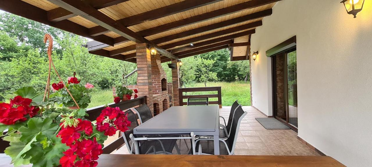 Casuta Cu Bine Villa Valea Lunga-Ogrea Buitenkant foto